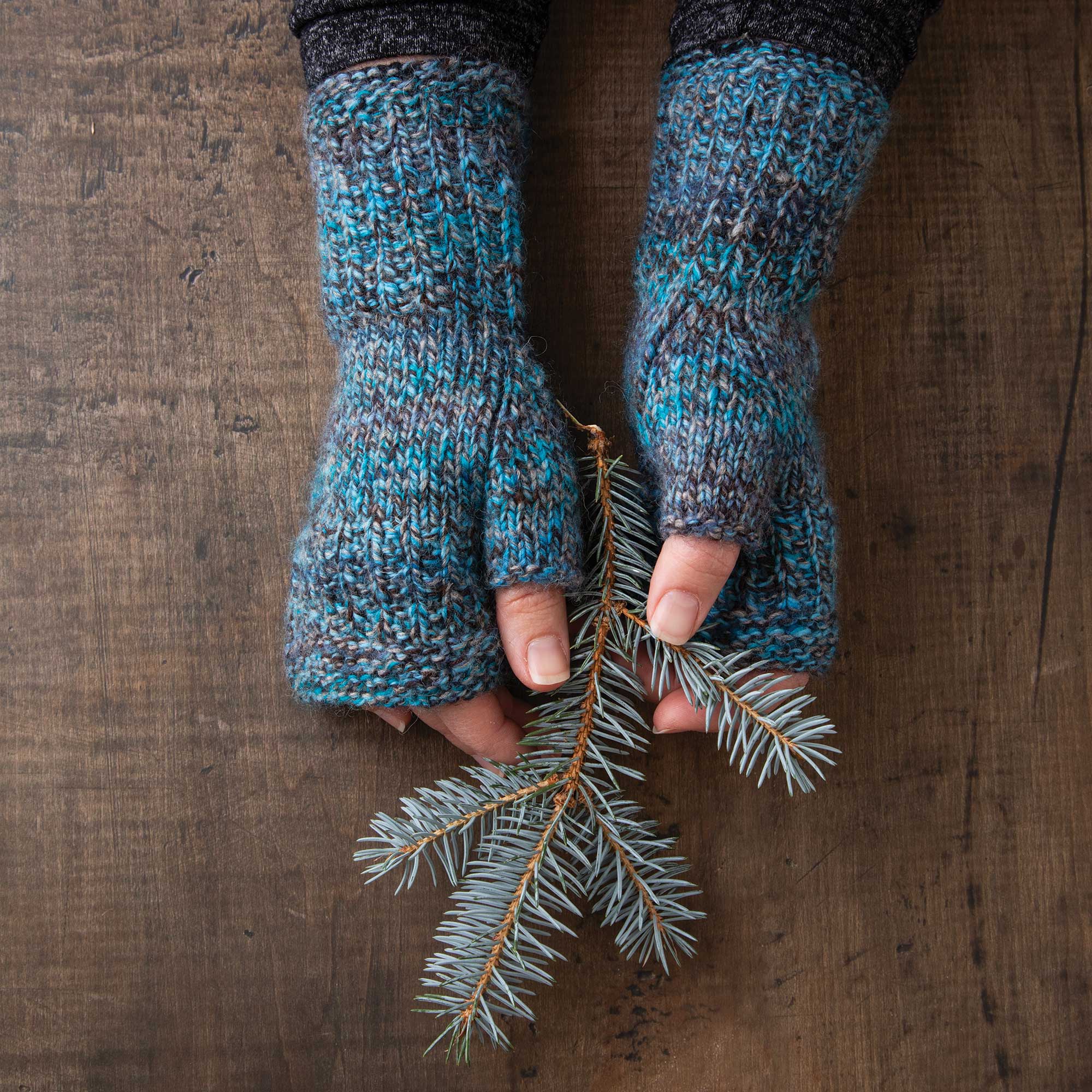 En Plein Air Half-Mitts Image