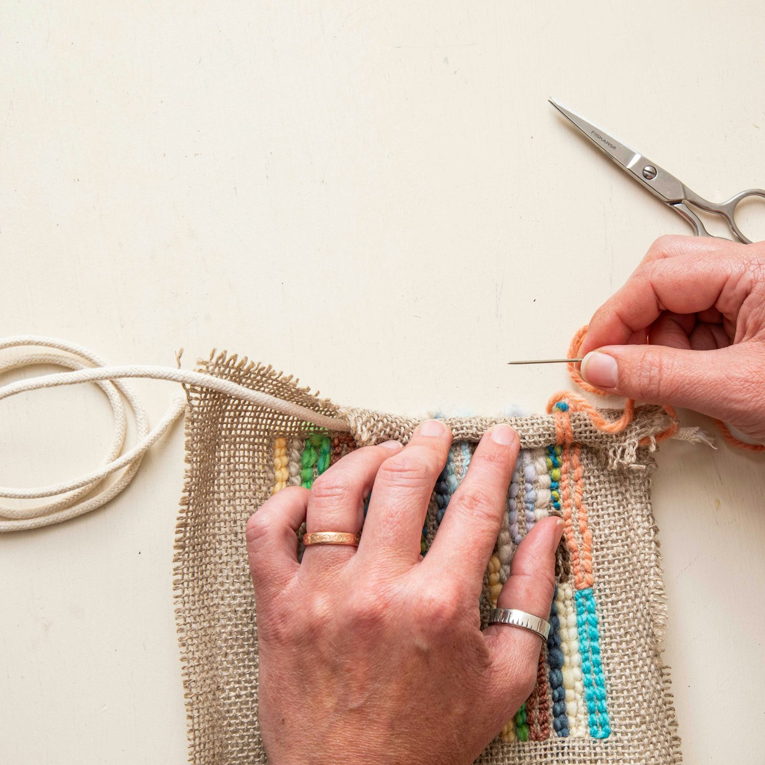 Whipstitch with yarn to secure.