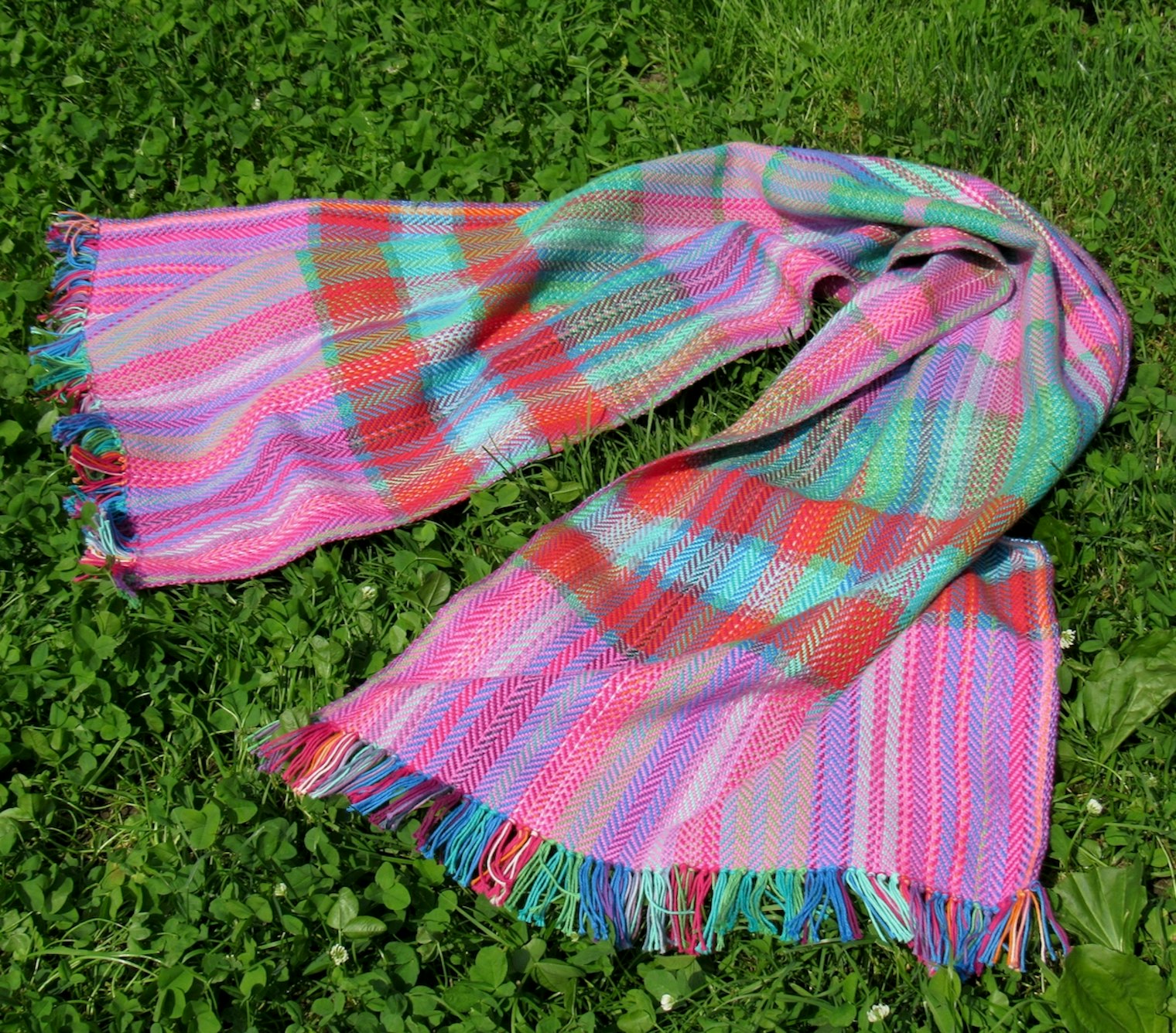 Northern Lights. Photo and submission from Elizabeth Kerpel. "My inspiration was the Northern Lights; I wove a 6 twill herringbone design."