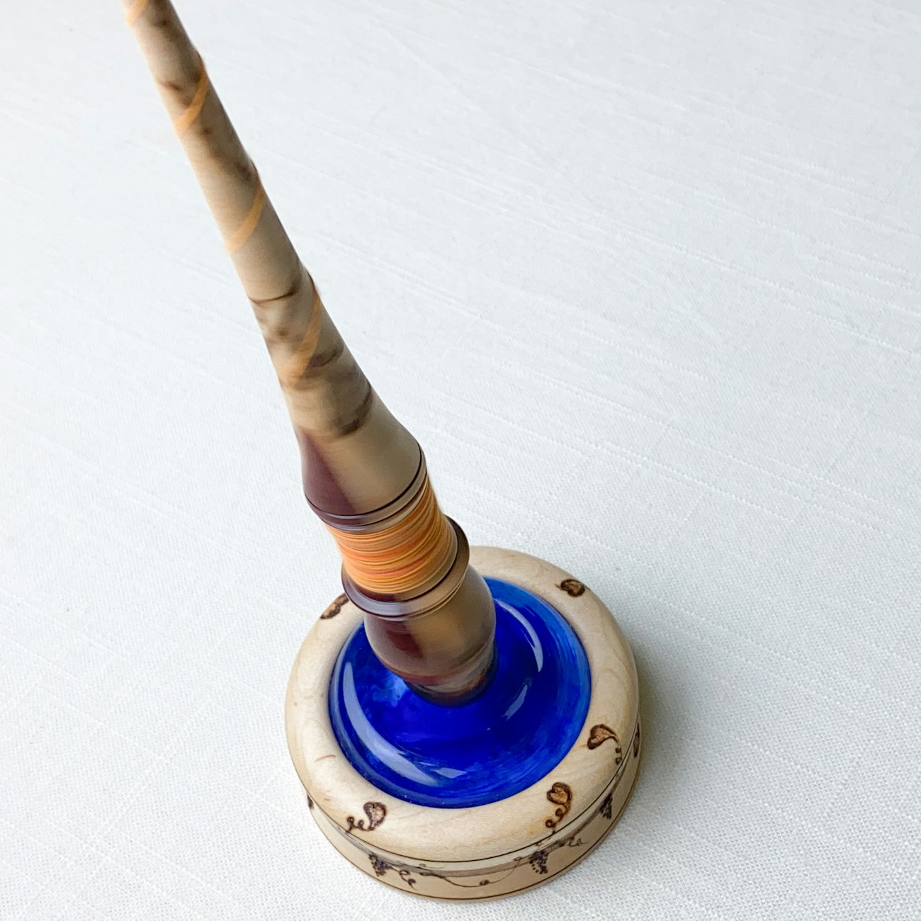 Glass-spindle-and-glass-bowl