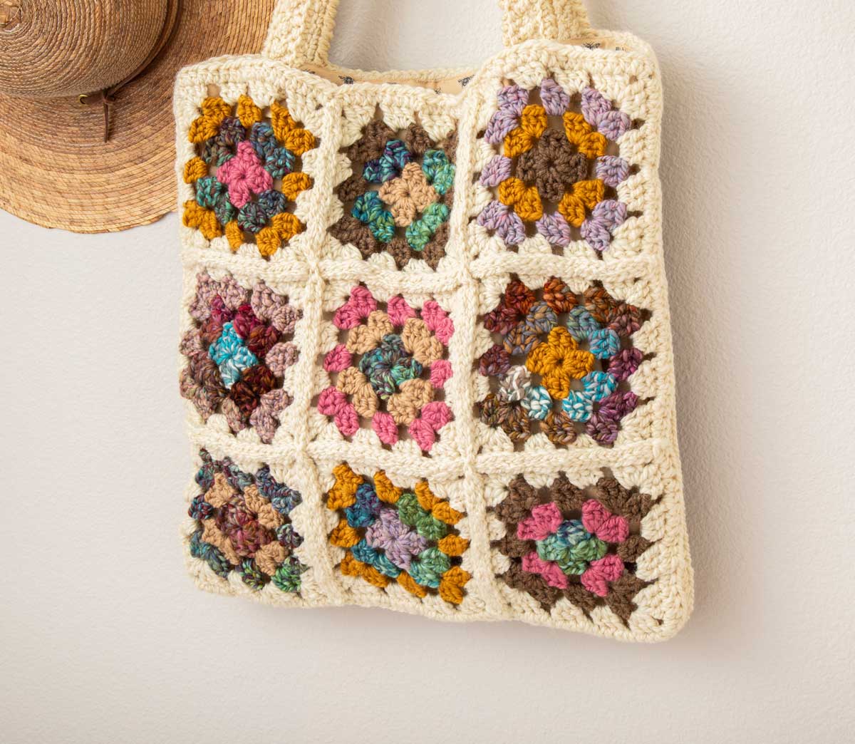 Deloa Granny-Square Bag Image