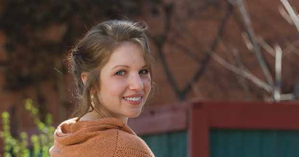 Compass Rose Shawl To Knit Pattern Download PieceWork Library compass-rose-shawl-to-knit-pattern-download-piecework-library