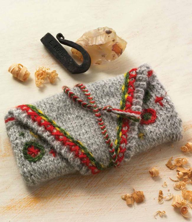 A Tinder Pouch to Knit Knitting Pattern Download Image