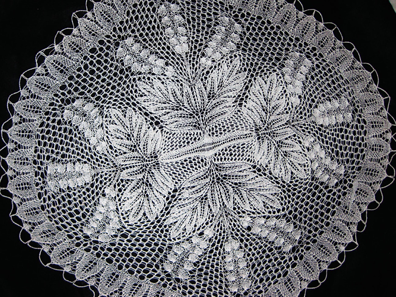 Herbert-Niebling-lace-knitting-3