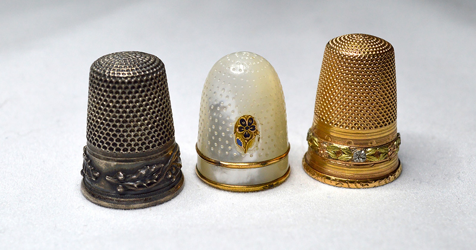 Thimble Little House Tortoise Shell Metal Thimble for Long 