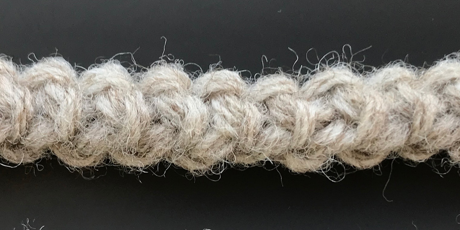Romanian cord header