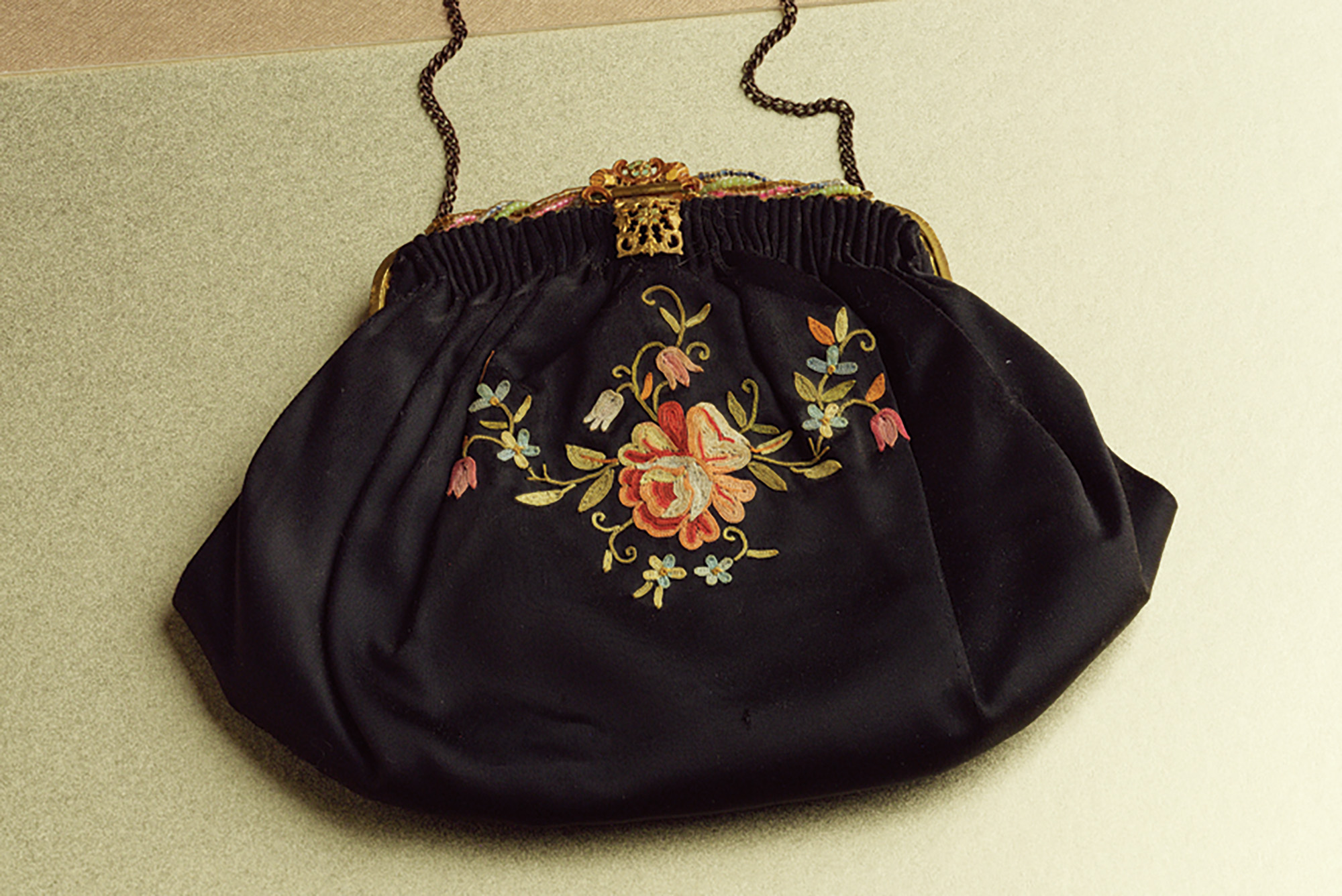 The Glamour of It All Collecting Vintage Handbags PieceWork