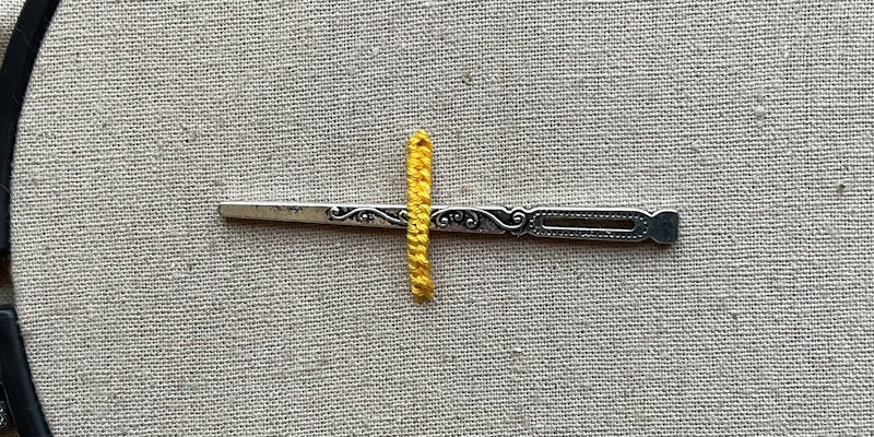 buttonhole bar header