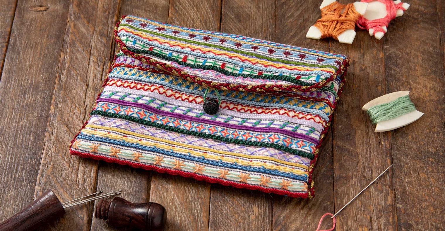 Embroiderd-Ticking-Notecase-1