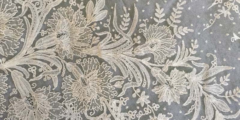 Header_Lace_Detail--CROP