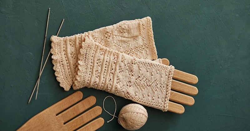 Header-Lace-Mitts