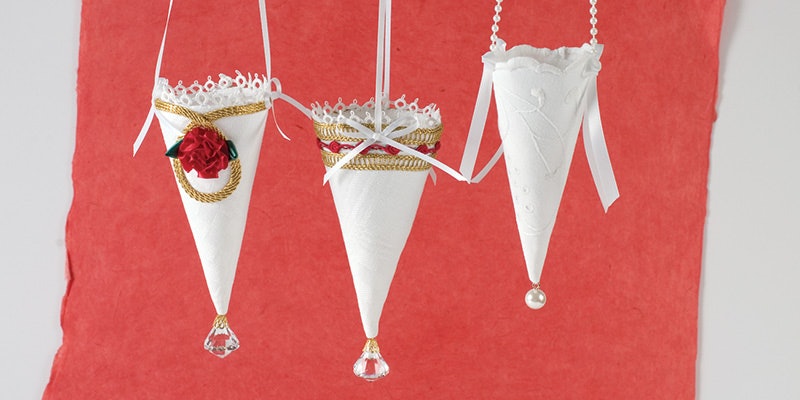 Victorian-Gift-Cones