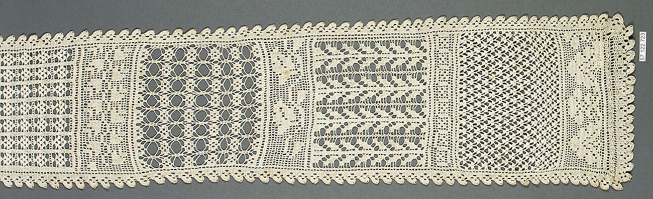 DP17483 web