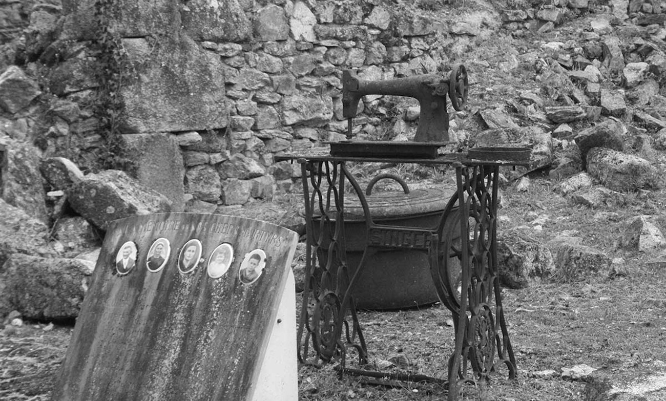 Sewing-Machines-Oradour-sur-Glane-4