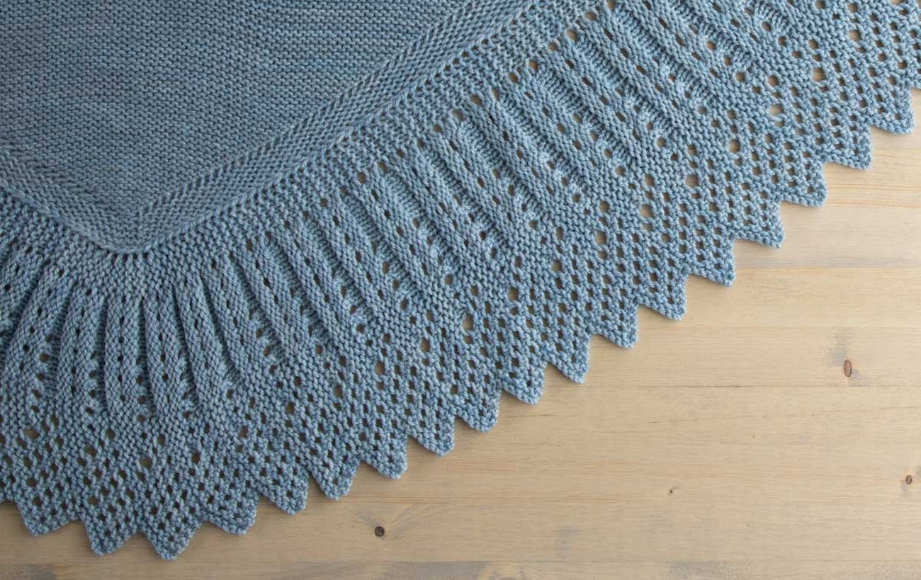 Fluted-Lace-Shawl-2