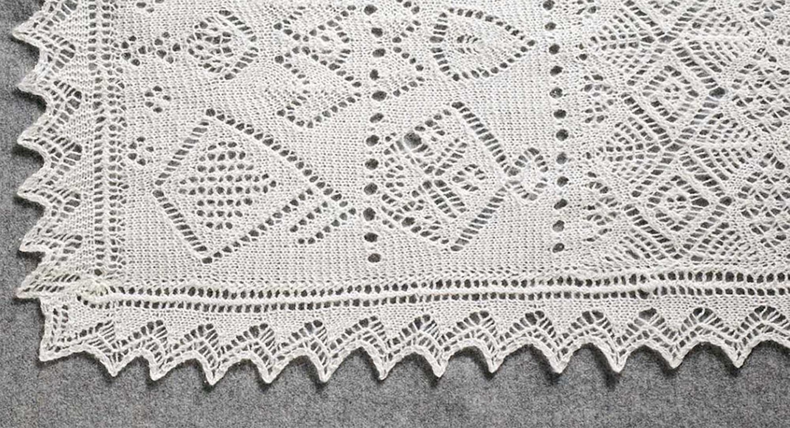 Knitted doily outlet