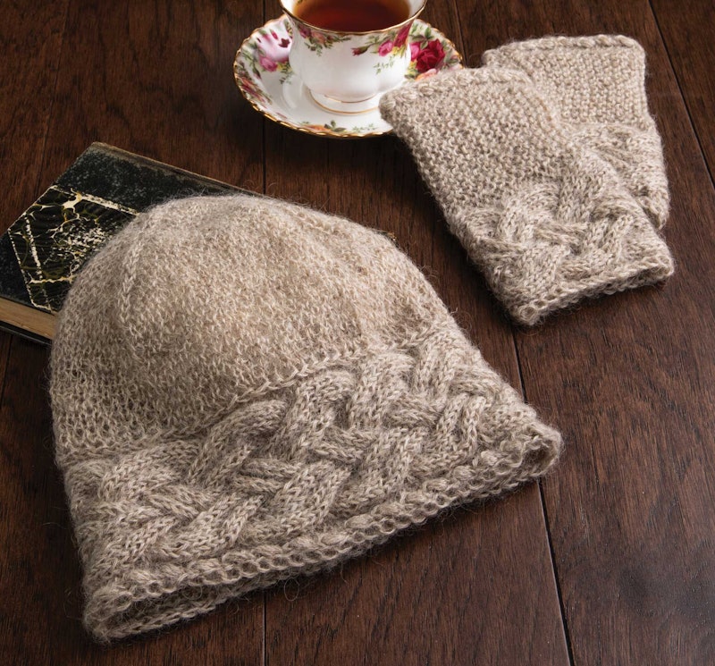 Leicester-Hat-and-Mitts-1