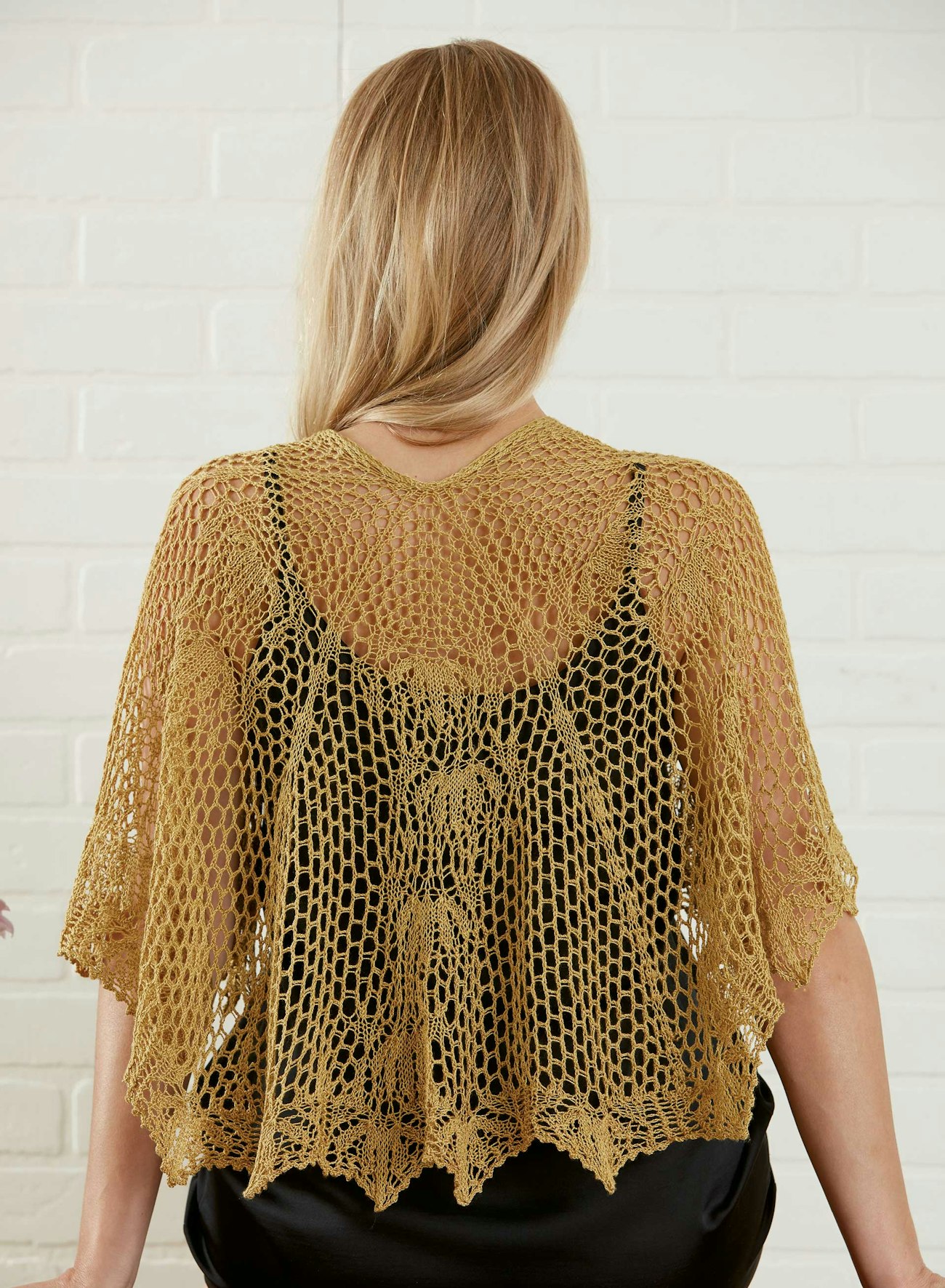 Golden-Flower-Shawl-to-Knit-2