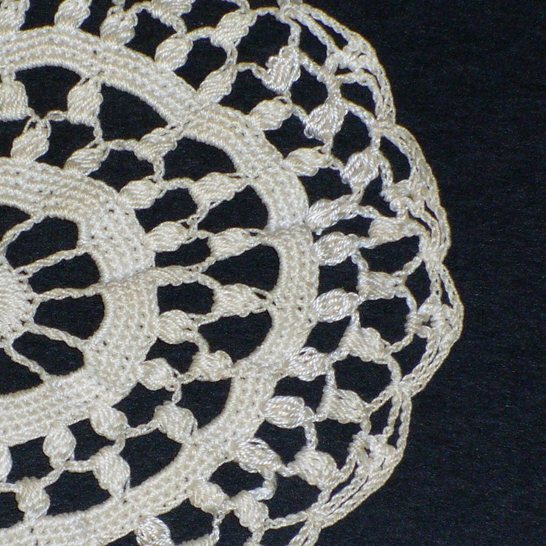repairing-crocheted-tablecloth-4