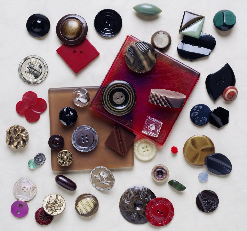 Great-Aunt Belle's Buttons Image