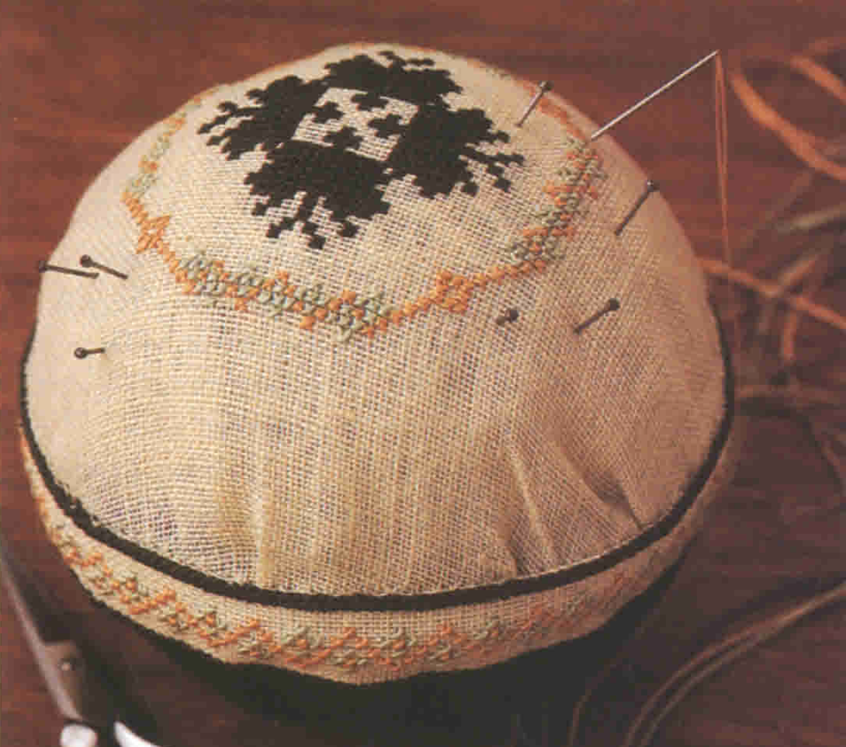 A Pinkeep to Embroider Image