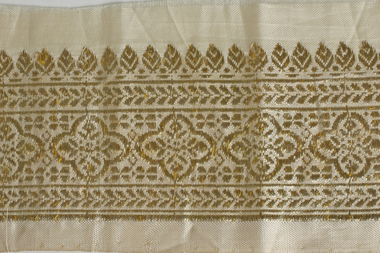 silk-fabrics-primer-broadcloth