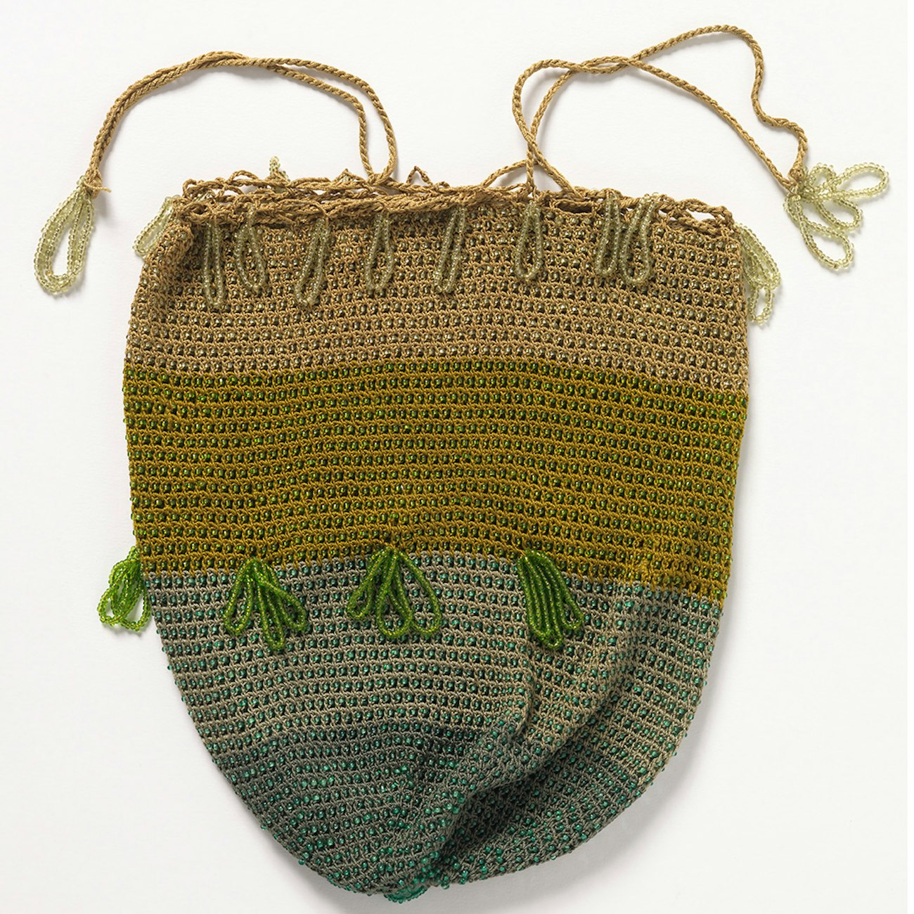 Bag (USA); silk, glass beads; H x W: 17 x 23 cm (6 11/16 x 9 1/16 in.); Gift of Mrs. Harley Lord Stowell; 1944-57-8