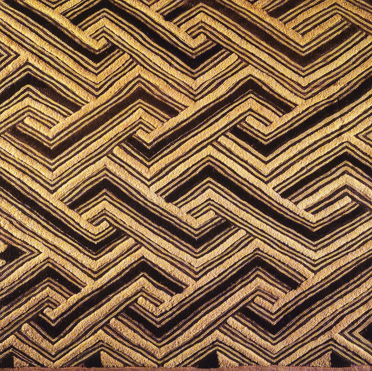 brooklyn<em>museum</em>1989-11-5<em>raffia</em>cloth<em>panel</em>marked_d51