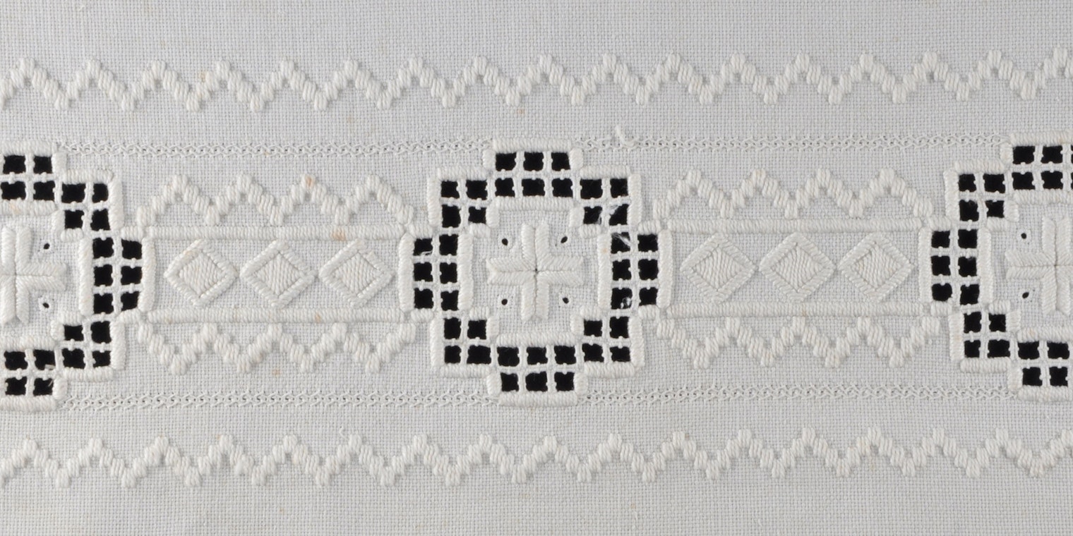 04-1985.028.001-Detail-H-Front
