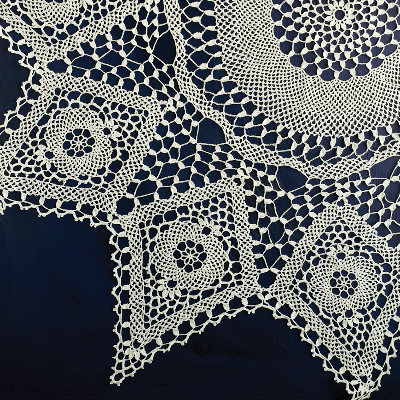 Knots and Loops: Untangling the Structure of Lace