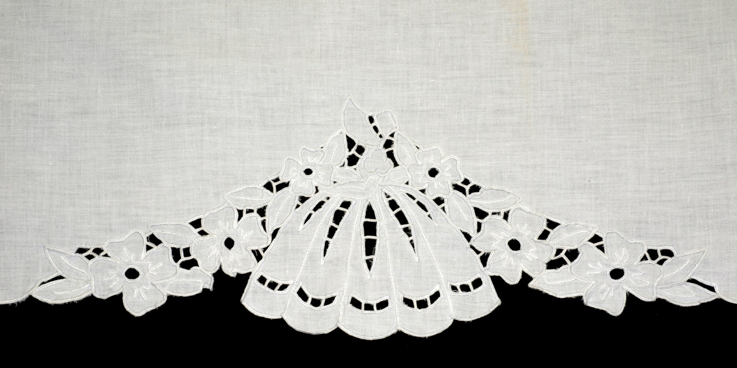 marietti CutworkEmbr-Pillowcase