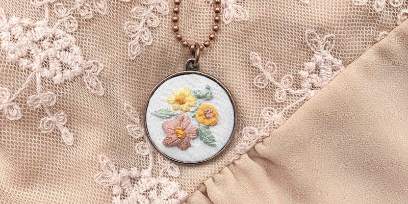 necklace with embroidered flowers