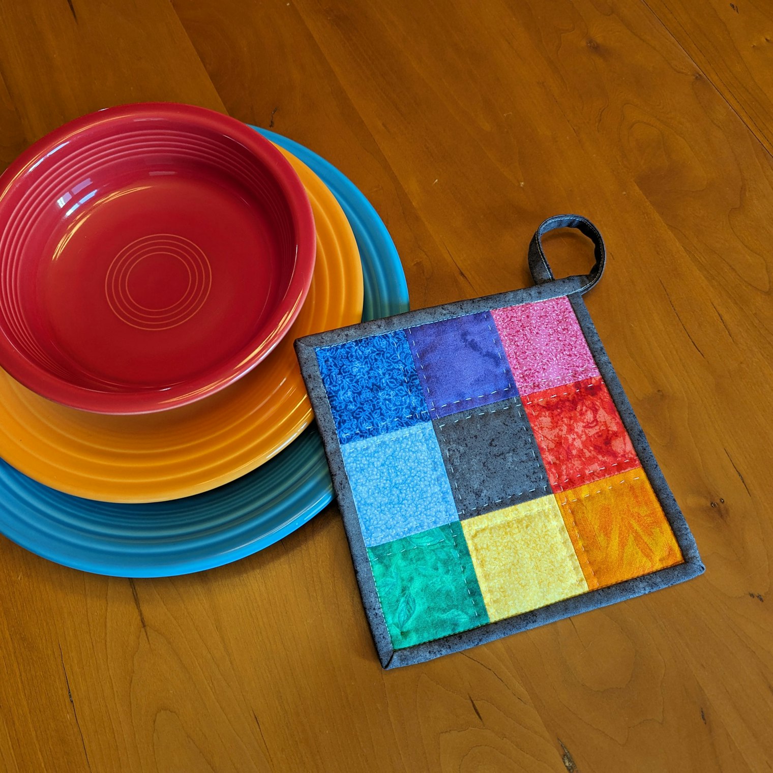 Fiesta Quilted Pot Holder. Photo by Lavon Peters