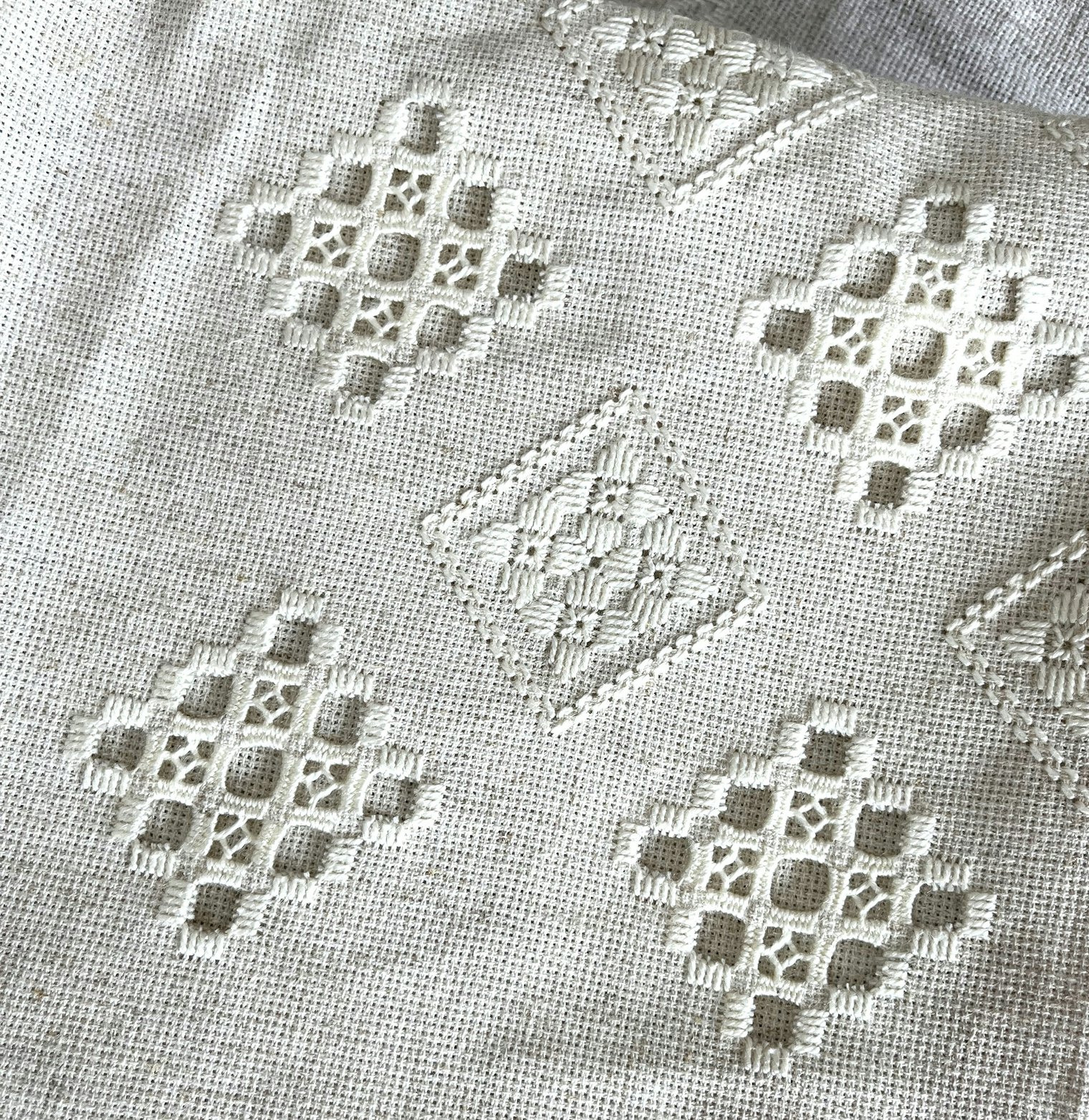 Detail of Lesia Pona's precise and lovely cutwork. Photo by Karen Brock