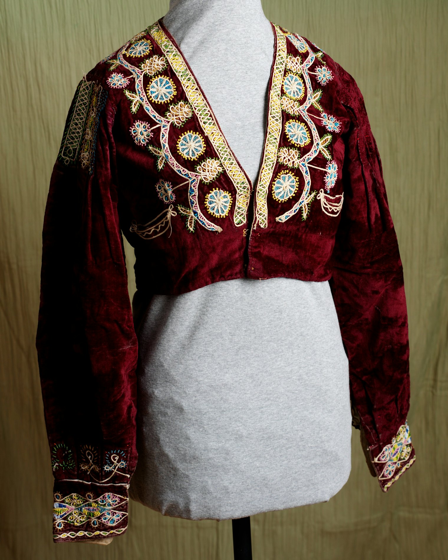 Woman’s chaquetilla, jacket. Makers unknown. Bolivia. Date unknown; purchased in the 1970s. Collection of Folkwear. The original of Folkwear pattern #124 Bolivian Milkmaid’s Jacket, it comes from the Bolivian altiplano, high plateau; similar jackets are still worn by Chola, members of the merchant class and Aymara Indian women. The style can be traced to the uniforms of Spanish conquistadors, who ruthlessly dominated Bolivia during the sixteenth century.