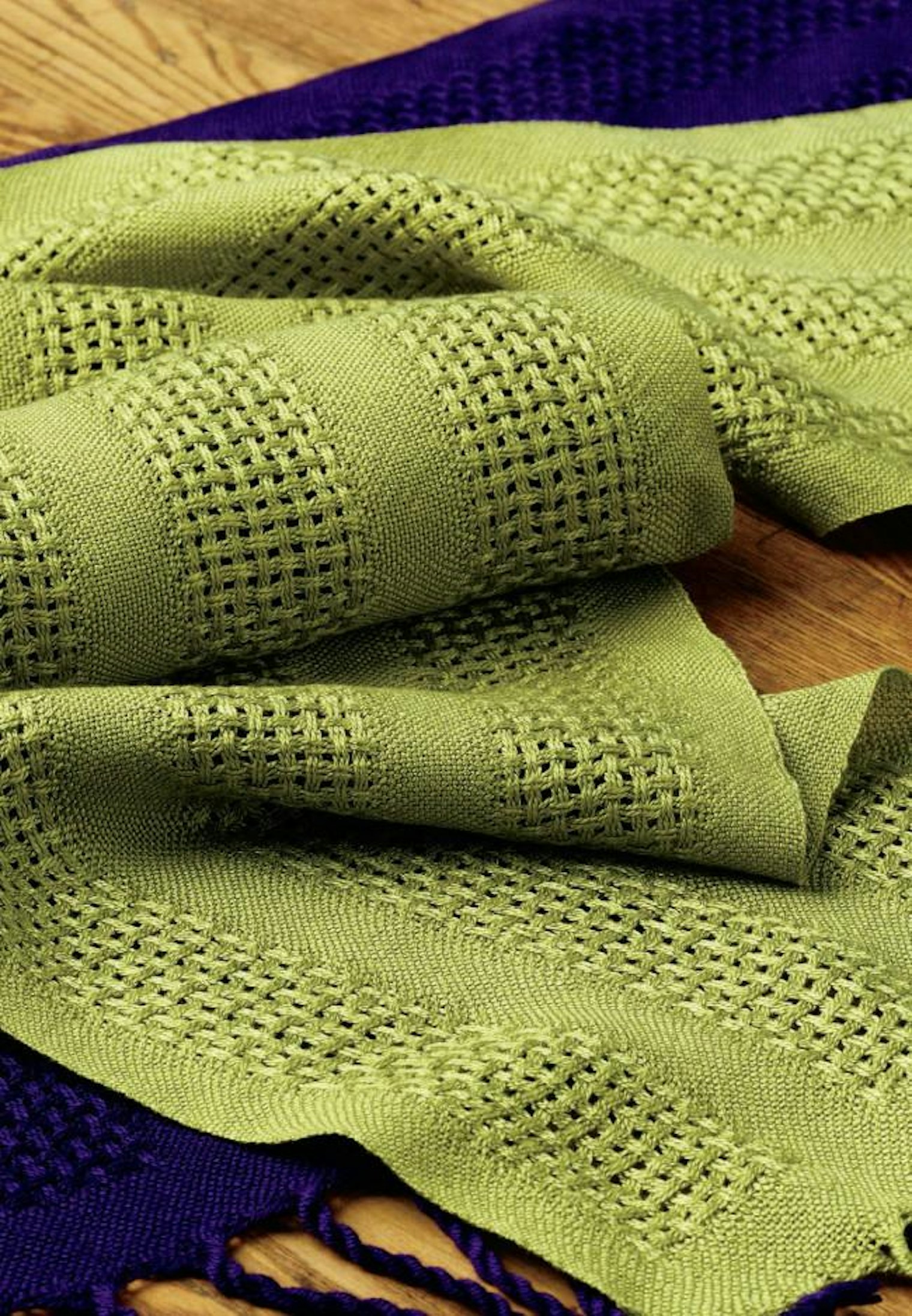 Huck Lace and Tencel Scarf by Kristen Kelley. Photo by Joe Coca
