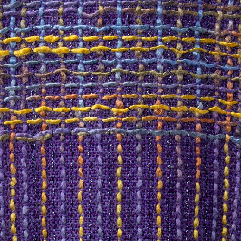 Royal Gift (scarf) | WIF Image