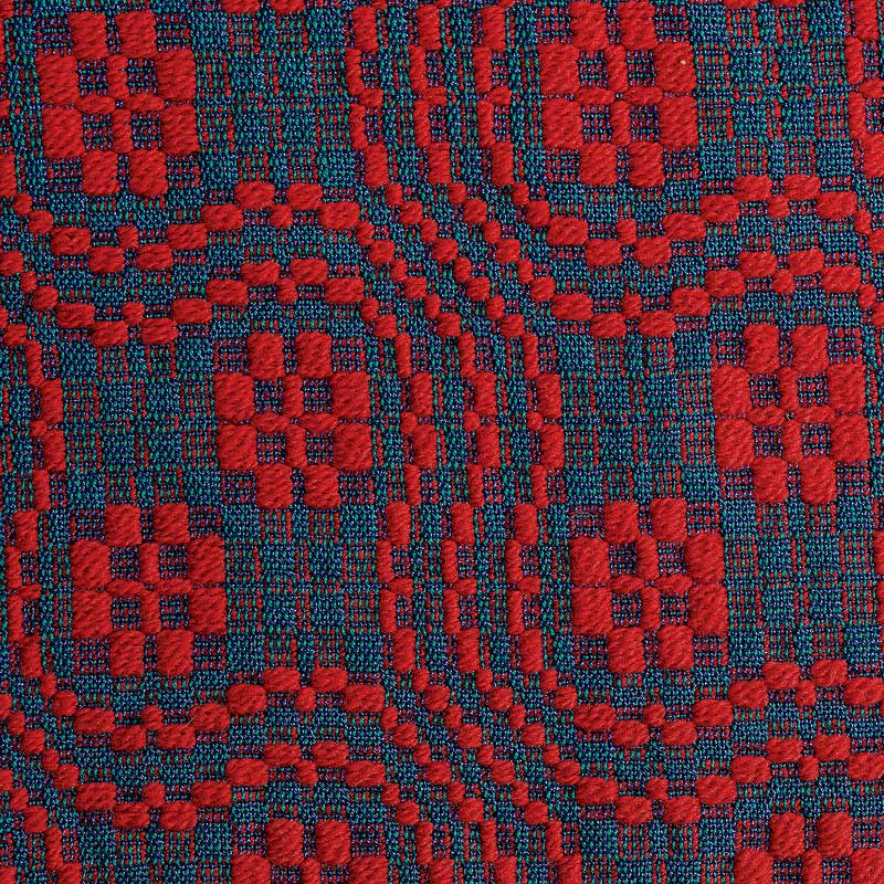 Wandering Vine Table Runner | WIF Image