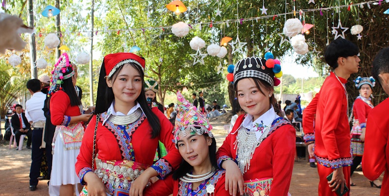 molydar-souama-hmong girls laos c-unsplash
