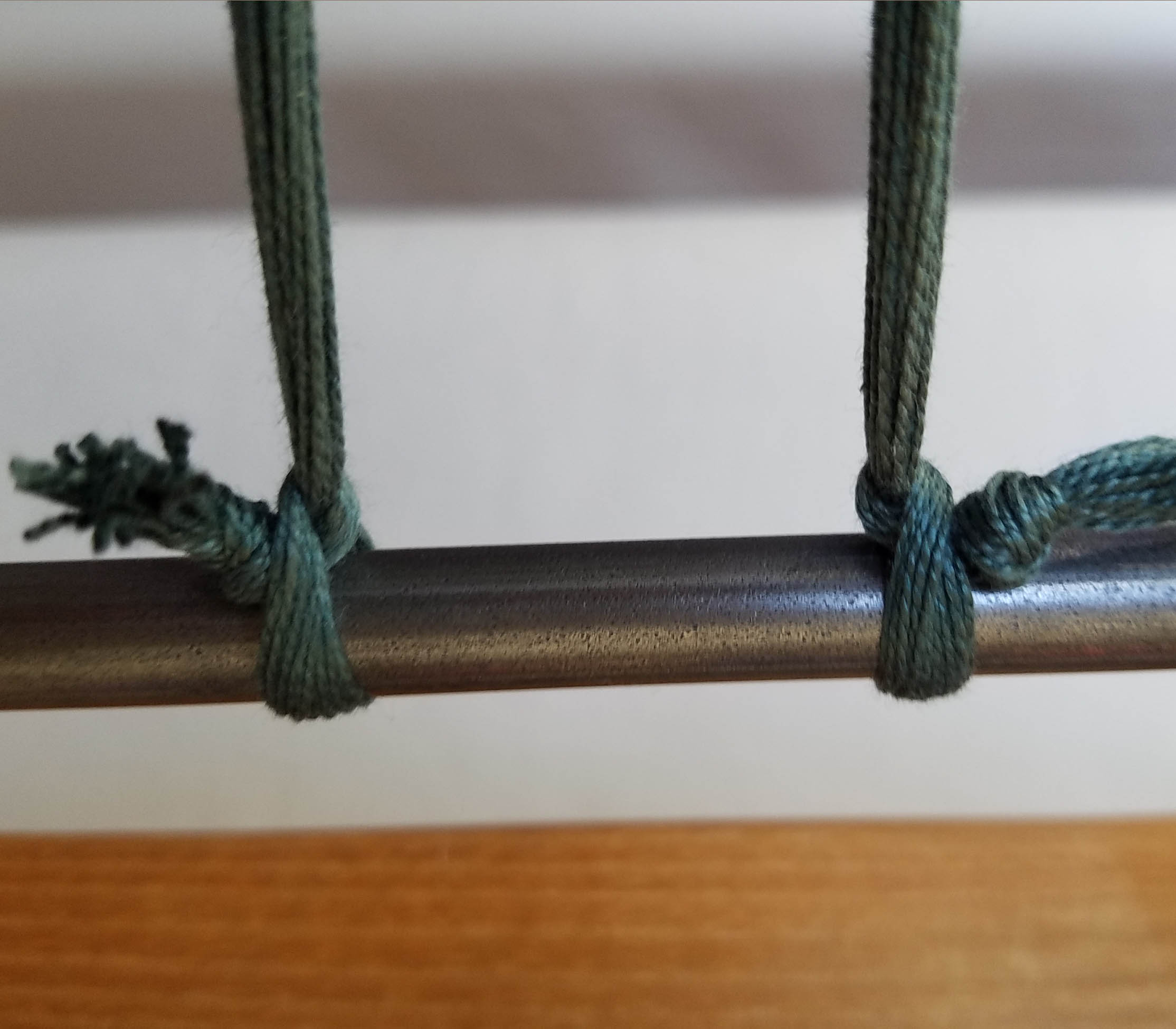 tying on with overhand knot seh