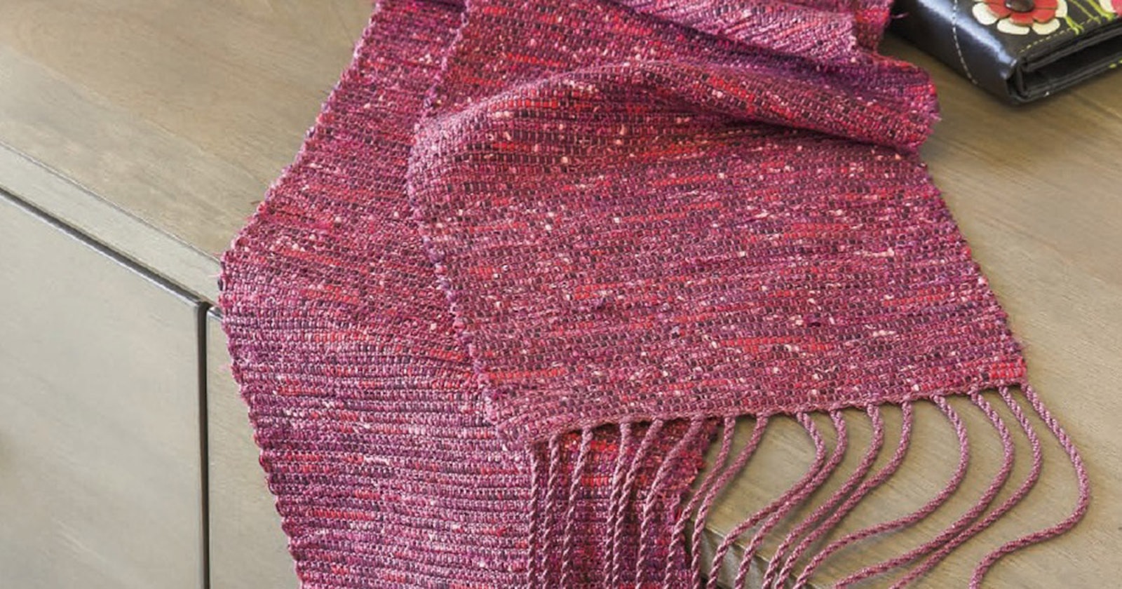 Preparing Silk Clothing for Sakiori Weft Primary Image