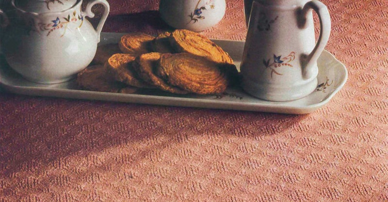 Rose-Beige-Tablecloth-header