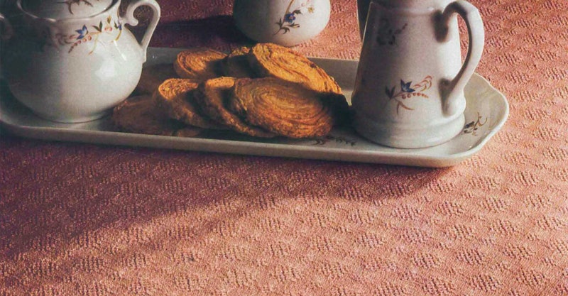 Rose-Beige-Tablecloth-header