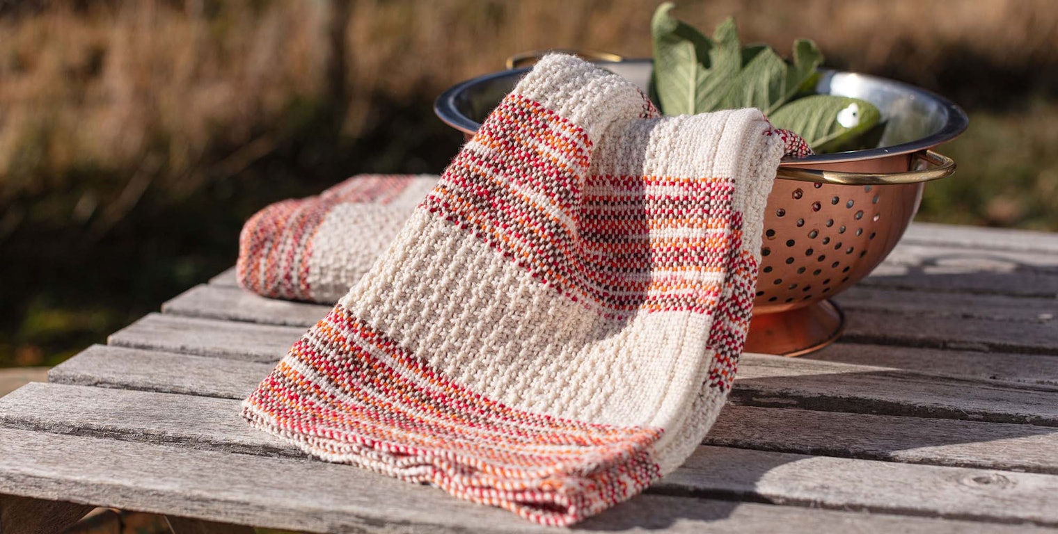 Jodi Ybarra’s Tarahumara Corn Towels from the Easy Weaving with Little Looms 2020 issue are both thirsty and pretty.