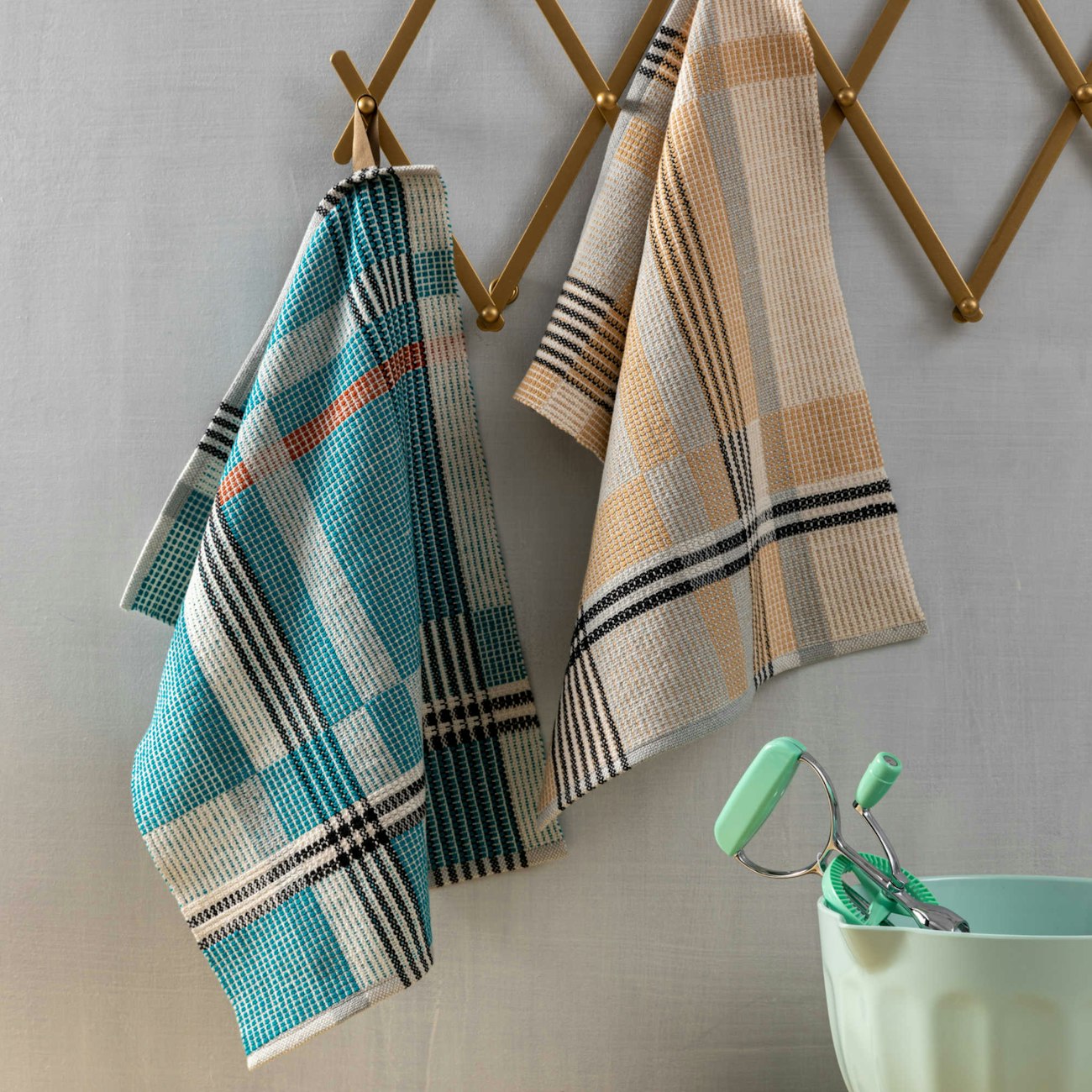 Types of Dish Towels: A Guide to 5 Kitchen Towels