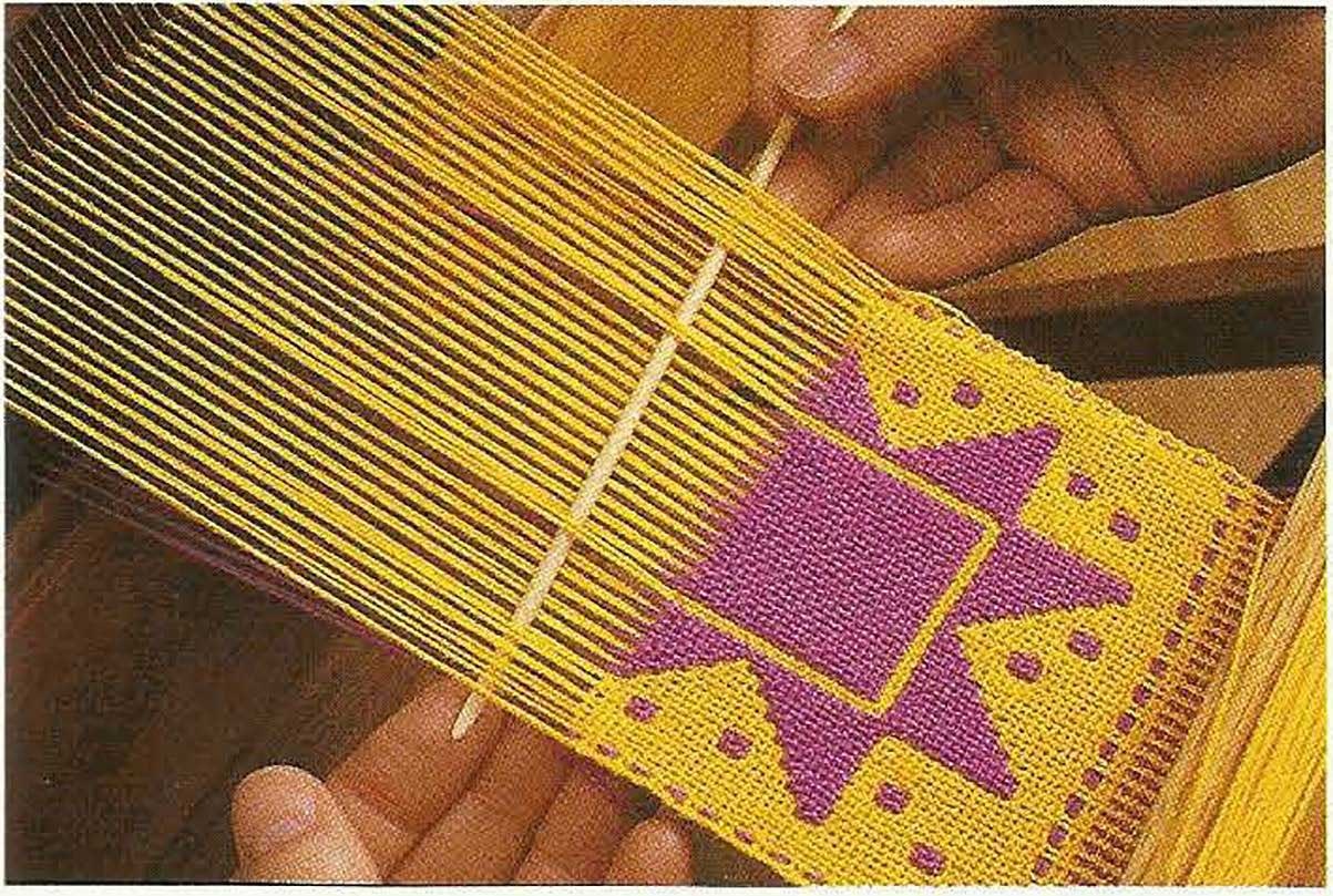 weaving-horizontal-bars-step-1