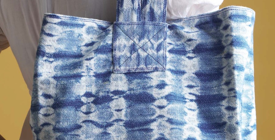 A Shibori Fabric Bag That Is Easy to Weave and Dye Image