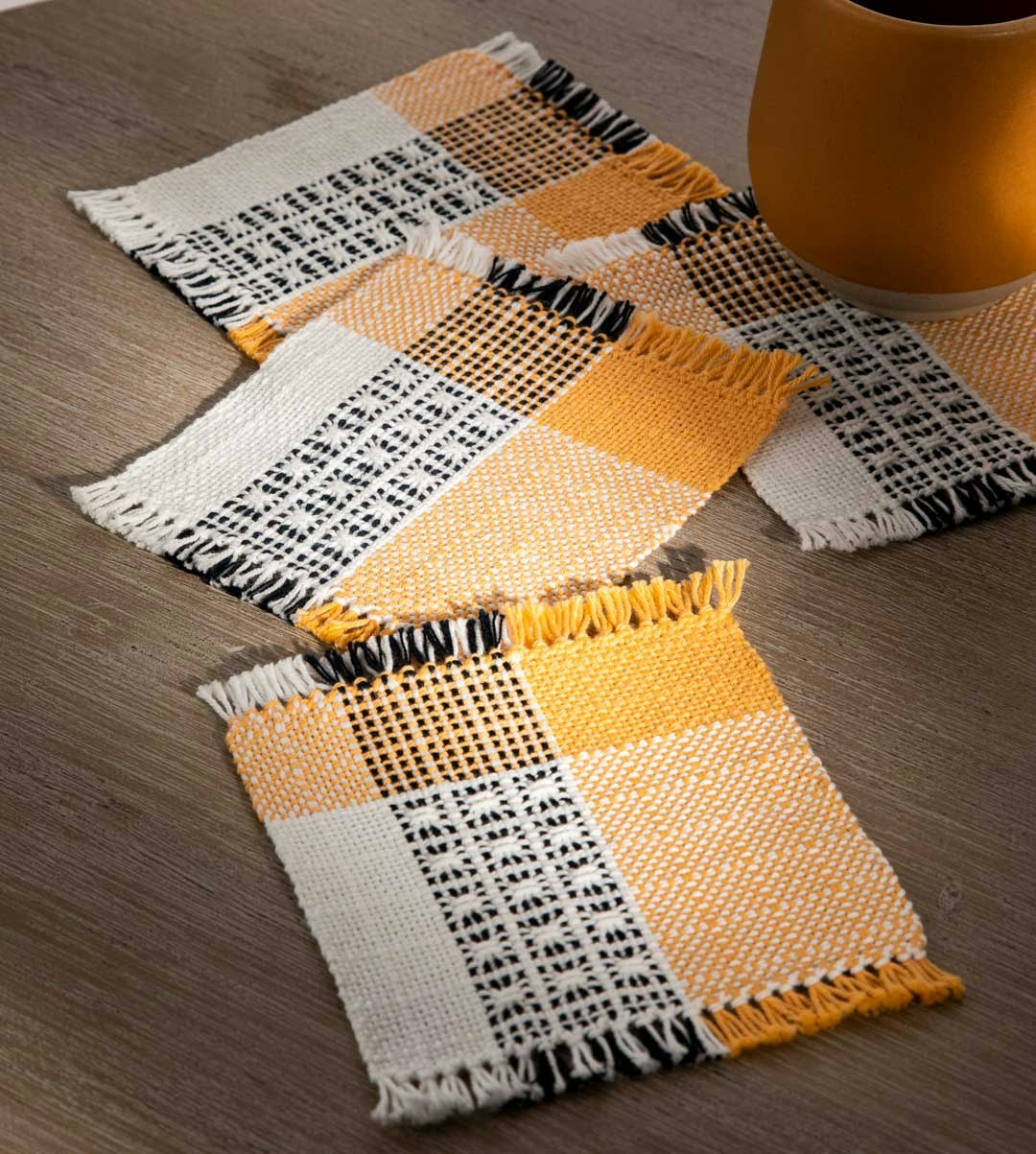 Create a Couple of Cocktail Carpets | Handwoven