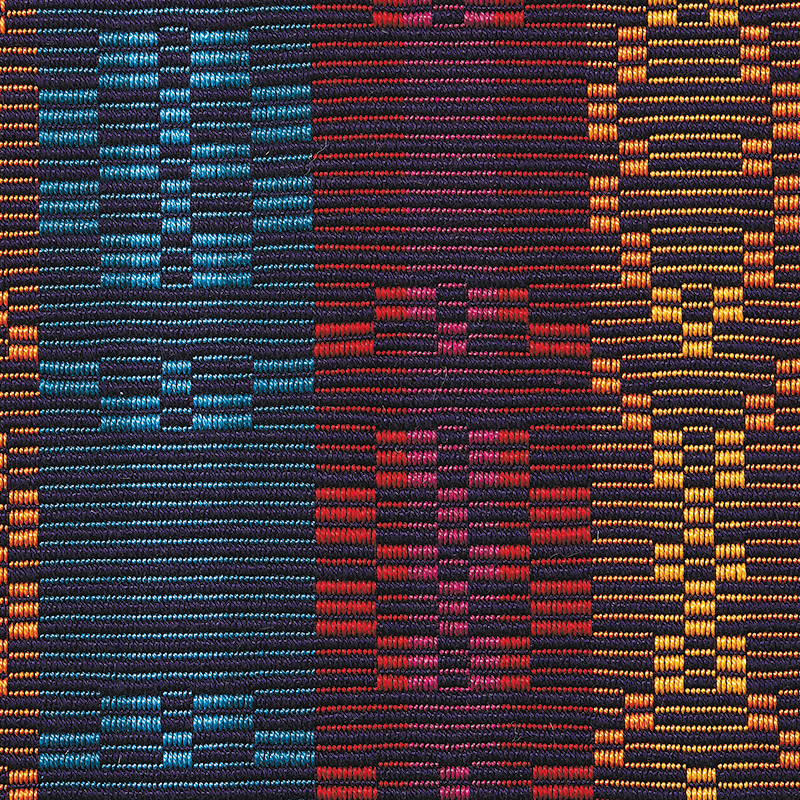 Rose Circles Bed Runner | WIF Image