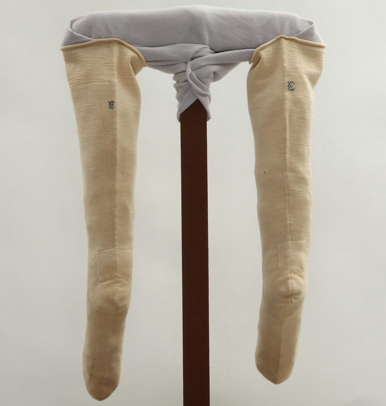 worsted wool tie
